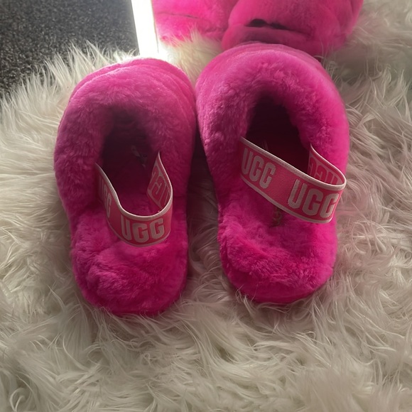 Hot Pink Ugg Slides - Picture 4 of 4